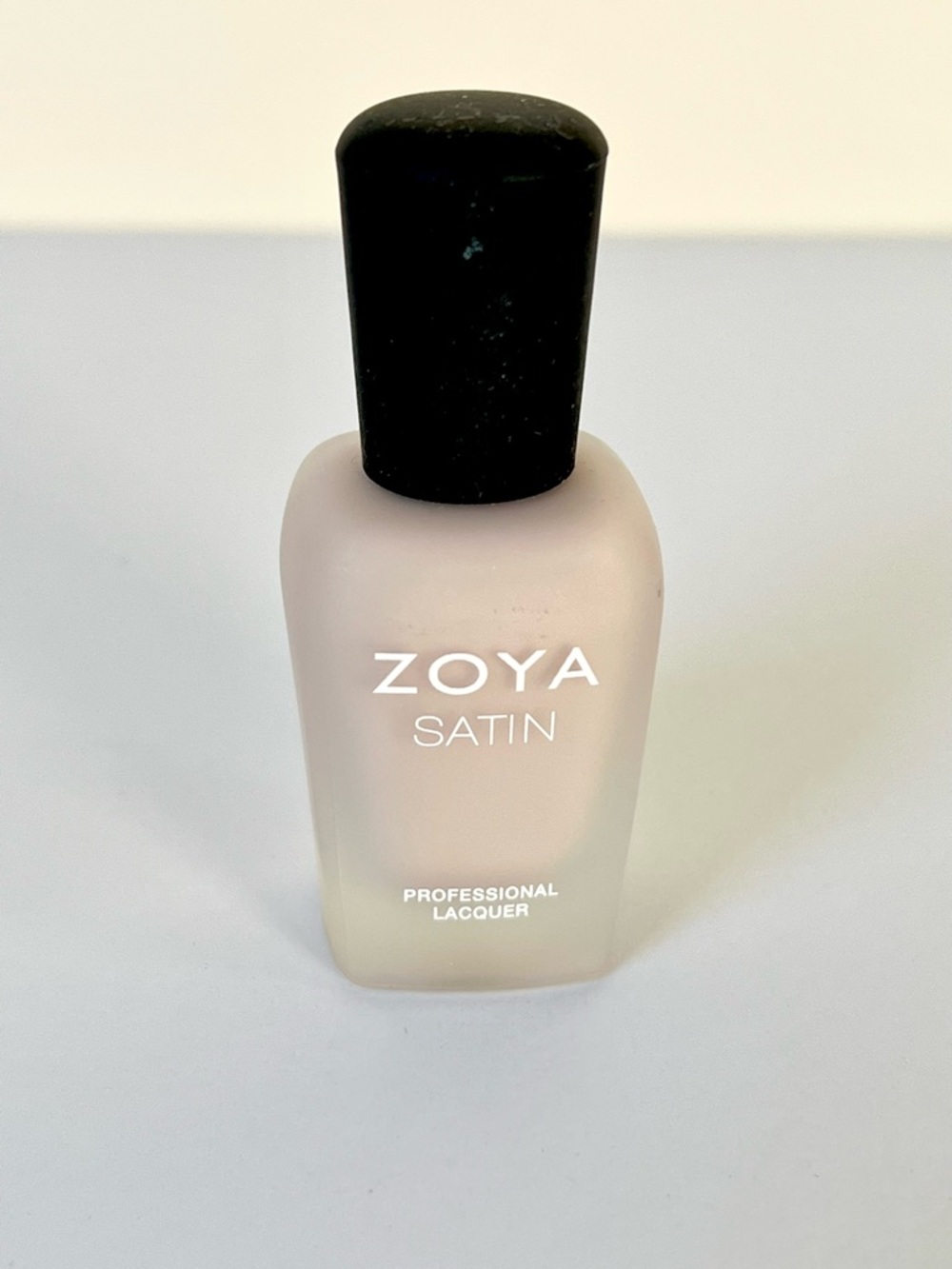 NEW Zoya “Ana” - RARE Retired Shade - Picture 2 of 12